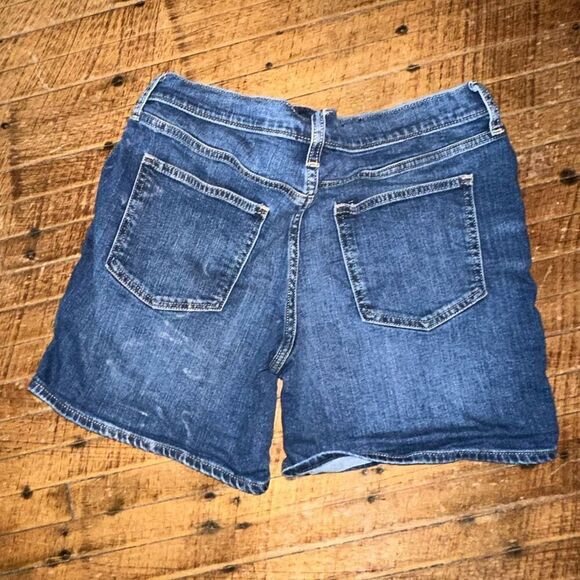 Gap white 5” preppy minimalist classic size 28 shorts - Picture 3 of 3